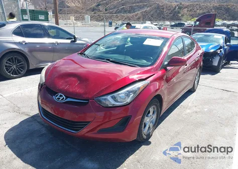 2014 Hyundai Elantra Se z USA, uszkodzony, nr VIN 5NPDH4AE9EH535687